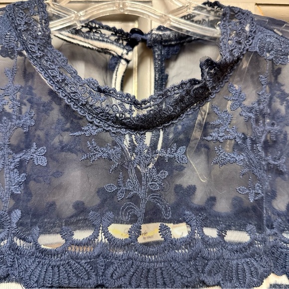 New with Tags Andrée by Unit Blue dress with lace neckline details size Large - Picture 3 of 10